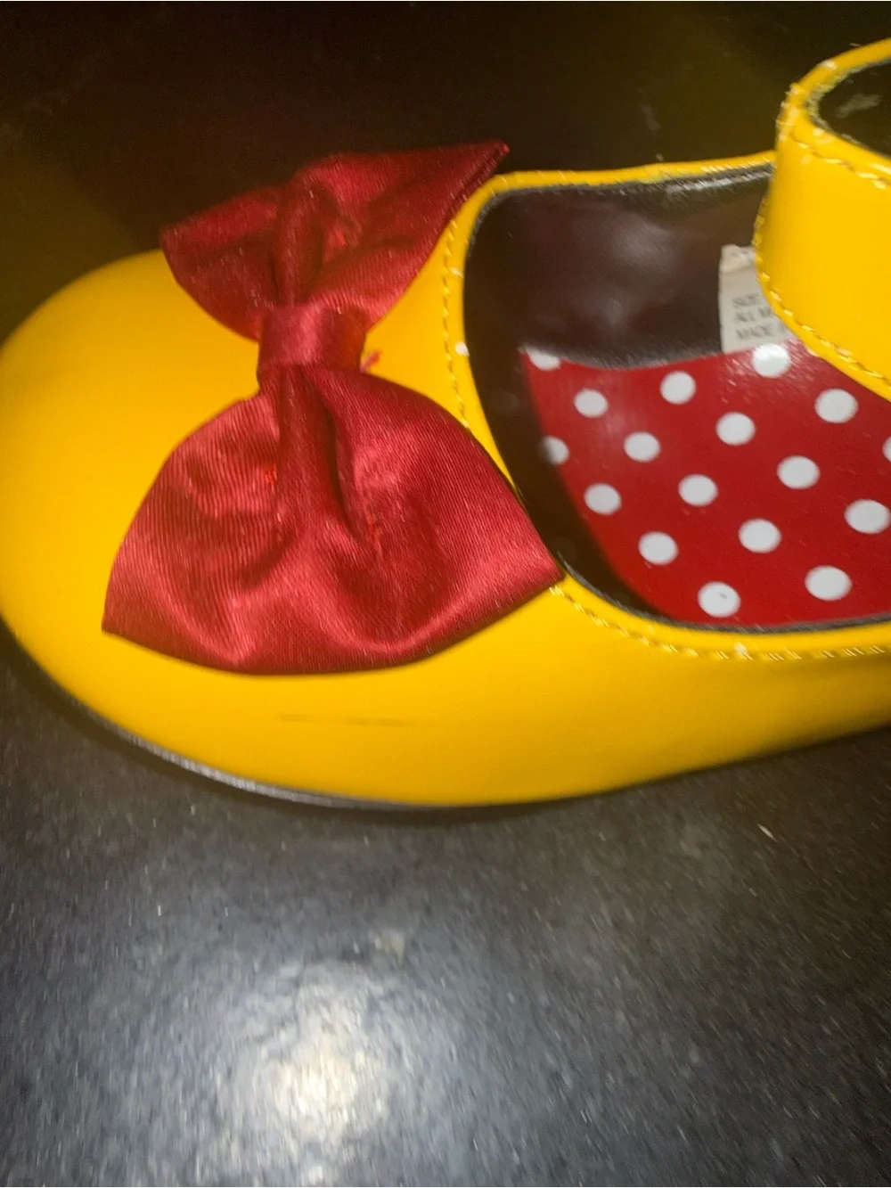Disney Minnie-Inspired Yellow Mary Jane Flats 🎀✨ | size 7